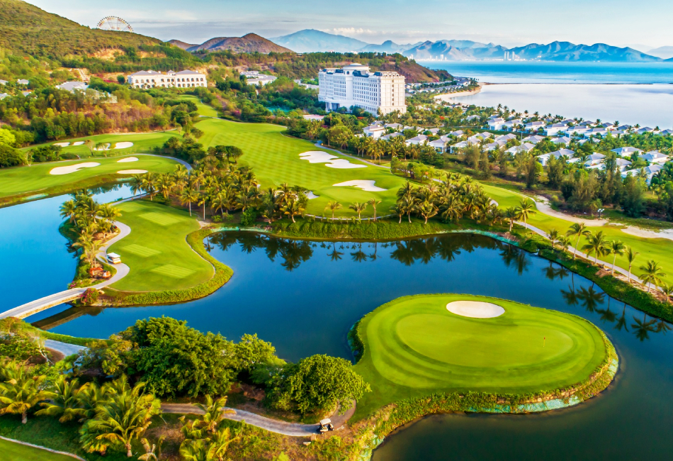 Ultimate Da Nang Golf Guide: Top Courses & Travel Tips